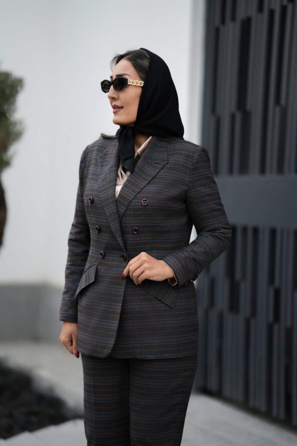 کت و شلوار چهارخانه